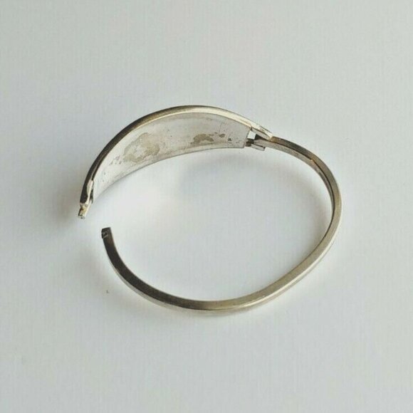 Mexico Alpaca Silver Mother of Pearl Abalone Inlay Flower Bud Bracelet Bangle - Picture 2 of 4